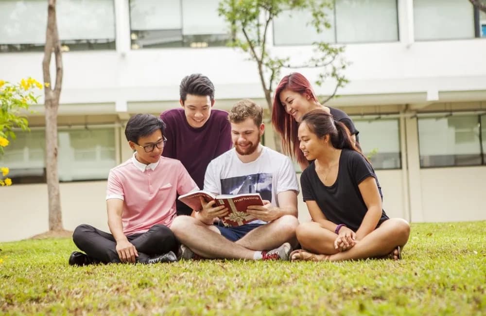 Phát triển kỹ năng toàn diện